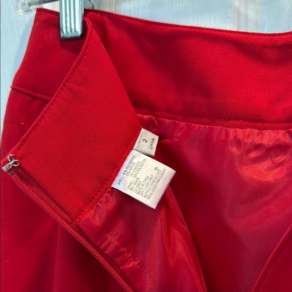 Tahari Red Pencil Skirt with Sleek Design - Picture 10 of 11